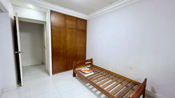 Sengkang East Way (Sengkang), HDB 3 Rooms #567209661
